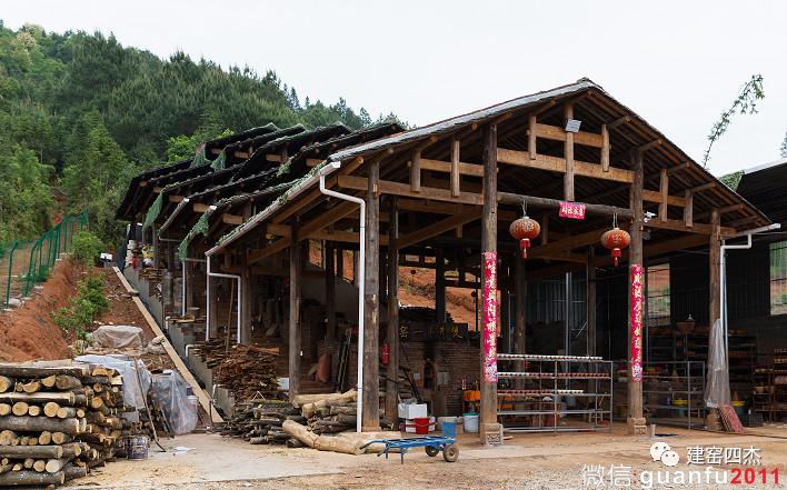 CCTV证券资讯频道“发现品牌”栏目组《建窑建盏烧制技艺》拍摄完成