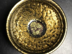 金油滴开宗大师-黄美金，精品土豪金，口径9.6高5.9