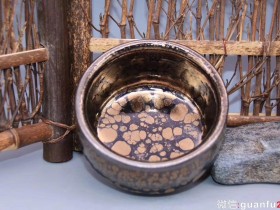 黄上兴老师作品:星云钵·金油滴茶盏，完美无瑕精品、口径8.9cm 高度5.5cm。