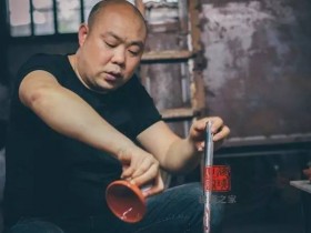 或许他是最有喜感的建盏工艺师了--春盏谢松青