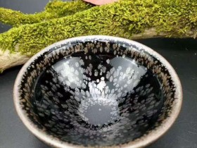 江汉旺儒盏:口8.8高4.5