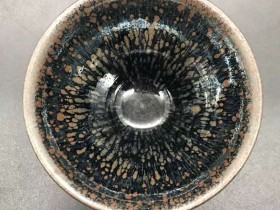 罗希女匠人,油滴盏,口径9高5