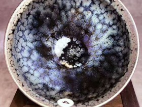 李左文,传统束口器型,口径8.7高5.4