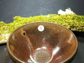 李盏柴烧:口8.5高6,古色古香