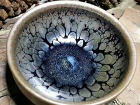 余士奇束口油滴盏:8.8*4.8,油滴立体饱满