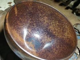 李盏柴烧:8.8*5.8,古朴内敛。