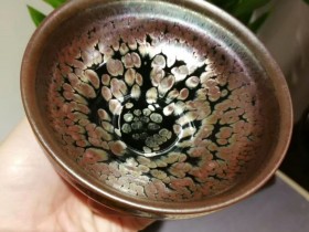 裴春元出品:口9.5高5.5