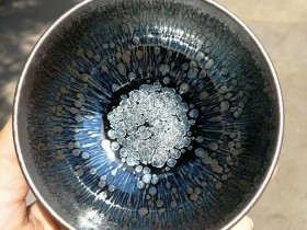 朱芳丽 禅定油滴:口径9*5