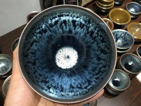 范国飞 手工蓝油滴大盏:口径12.3*7.5