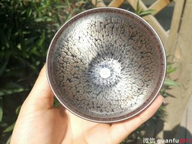 朱芳丽“紫金”:口径8.8*5.5