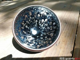 朱芳丽 蓝油滴:口径8.3*5.6