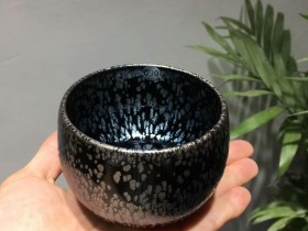 曹永 黑底银滴:口径7.6*6.5