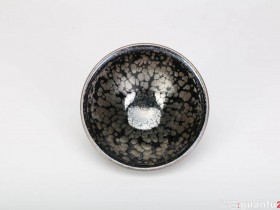 饶文星老师(师出裴春元)传统黑底银斑 口径约8.5*4.5