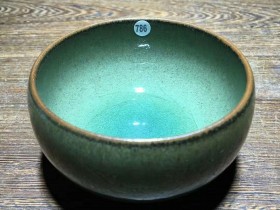 王东凯师傅“青柠”:口径8.3肚大9.1高4.8