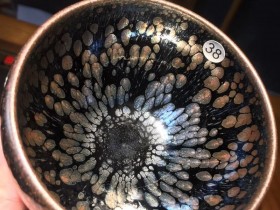 黎跃龙老师 手制作品 冬雨 钵型盏  尺寸9.5/5.8