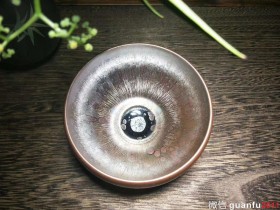 郑勇“虹彩”8.5X5.5 与身俱来的质感