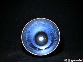 【作者】李永辉老师 【品名】星魁 【规格】9.3 x 6 cm