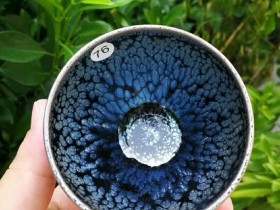 廖珍琴“初心” 口径:7.0 高:5.5