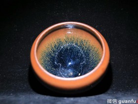 【作者】吴兴乾老师 【品名】金兰钵 【规格】8.5 x 6.5 cm