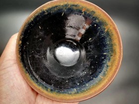 口径11.5高5.5,宋代~东张窑,乌金兔毫。