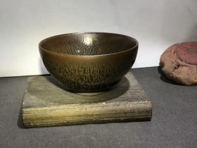 传统风格,气窑烧制 首批非遗传承人,吕竹兴老师作品 窑变银毫盏