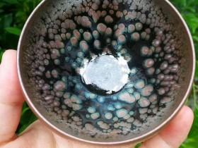 郑勇  龙颜 口径:8.8  高:5.5