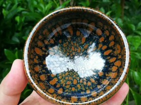 郭明庆 天目盏 口径:8.3  高:5.0