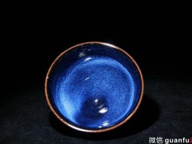 吴继旺.茶末釉梦之蓝-极光