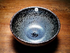 卓立旗~经典黑底银斑 口径9.3高5.6