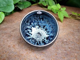 阙梅娇老师作品~黑牡丹手握杯!