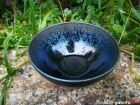 陆金喜  彩滴曜变 口径:9.0  高:5.0