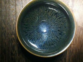 黄美金 天外飞仙 口径:9.0 高:6.5