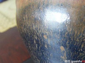 我的建盏怎么就生锈了呢,或是里面参杂了什么化学原料?