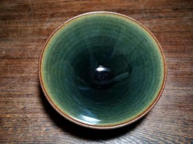 张中钦老师 作品中「茶绿釉」
