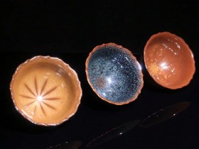 大国工匠  作者:范泽锋老师 作品:莲花 【呤赏烟霞】 口径:10.5cm*6.5cm