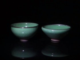 全国首发亮相 龙窑柴烧 范永寿老师 作品翡翠绿新器型 对杯 束口:8.3 灯盏:8