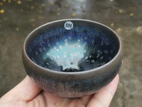 吴立主  曜变盏 口径:8.5  高:6.3