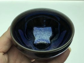 范大飞老师  新品(凤 影 -彩毫 ) 束口 电烧作品 口径:9高:6